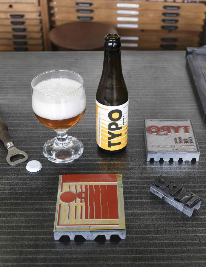 Bière typo , verre,  cliché et étiquette